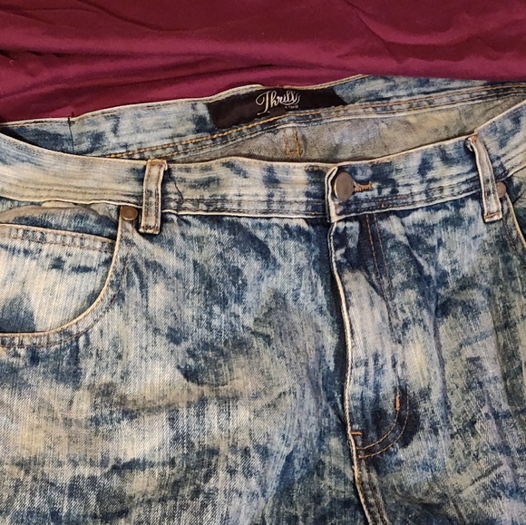 46 Thrill Blue Jeans - Picture 5 of 5